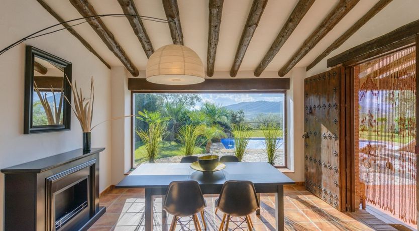 Photo of Let Me Set the Scene