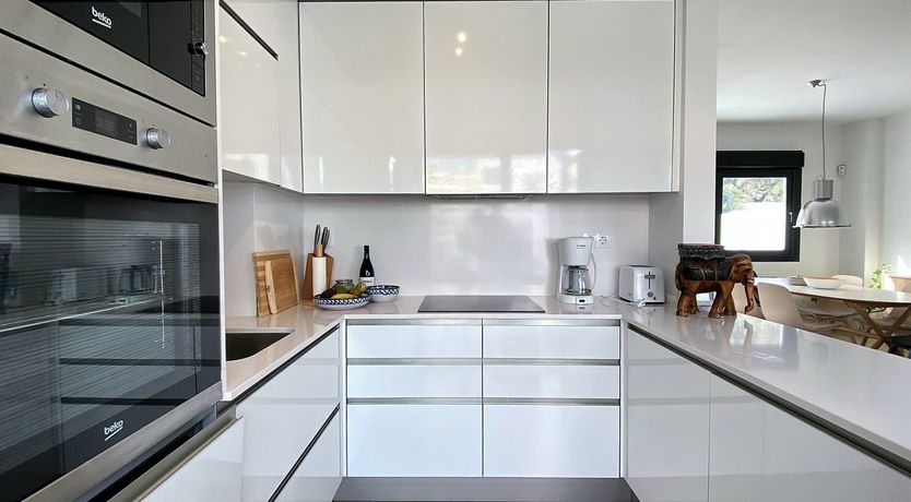 Photo of Twist of Lemon