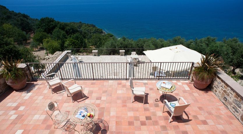 Photo of Coast to Country Charm