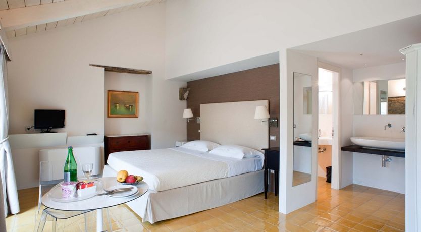 Photo of Coast to Country Charm