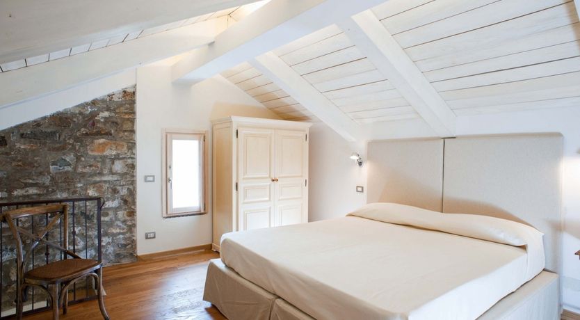 Photo of Coast to Country Charm