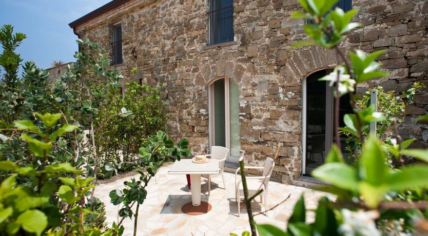 Photo of Coast to Country Charm