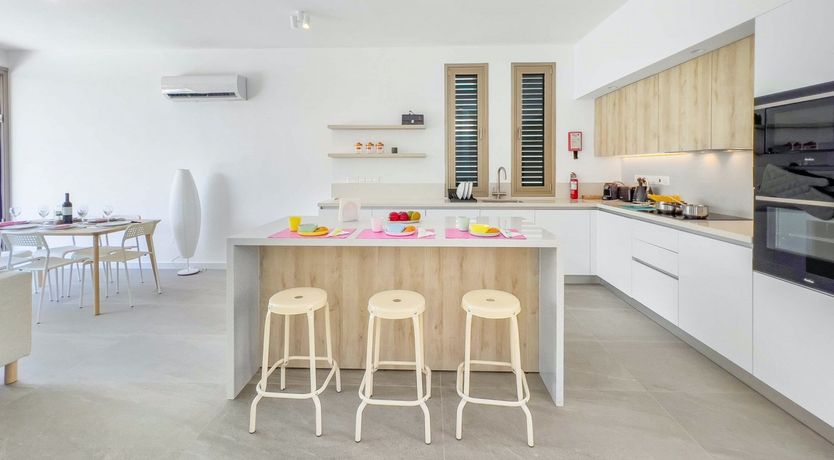 Photo of The Sea in Verse