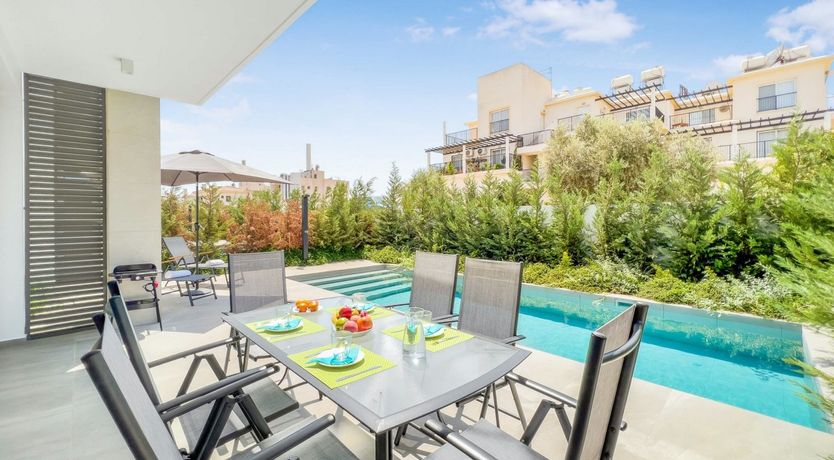 Photo of The Sea in Verse