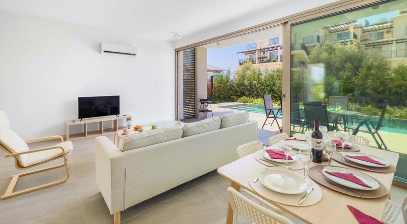 Photo of The Sea in Verse