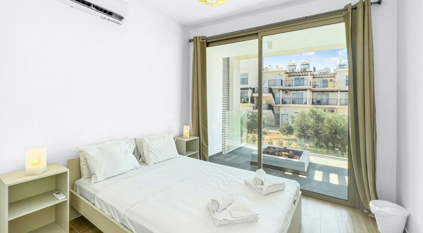 Photo of The Sea in Verse