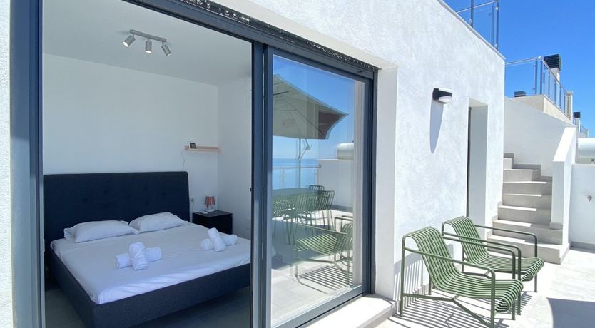 Photo of Sea Glimmer