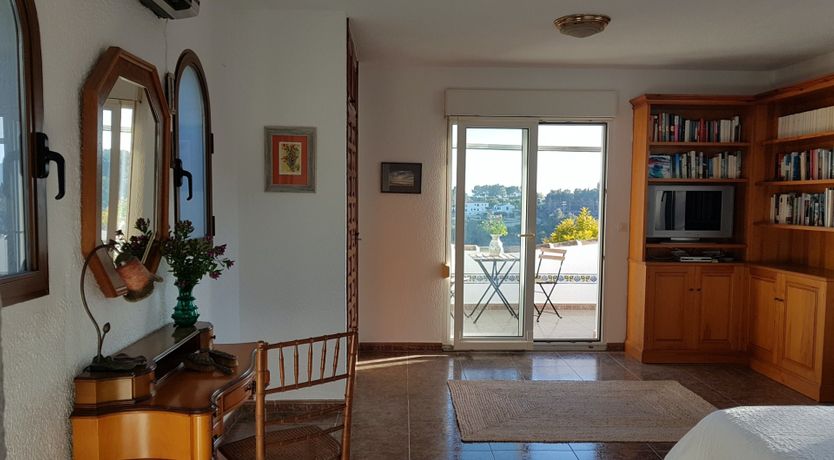 Photo of Sweet Lemon