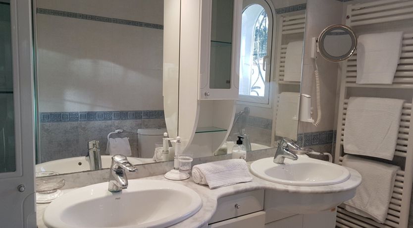 Photo of Sweet Lemon