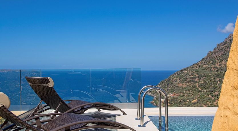 Photo of Aegean Pearl