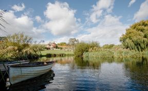 Photo of Over the Pond