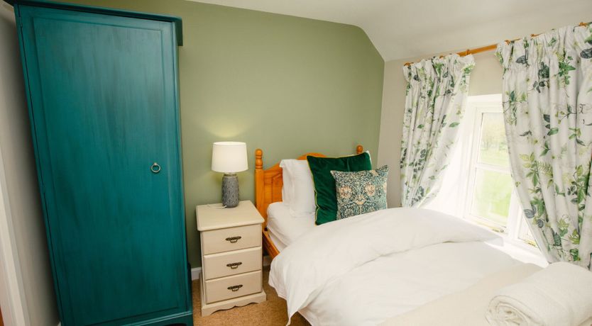 Photo of Over the Pond