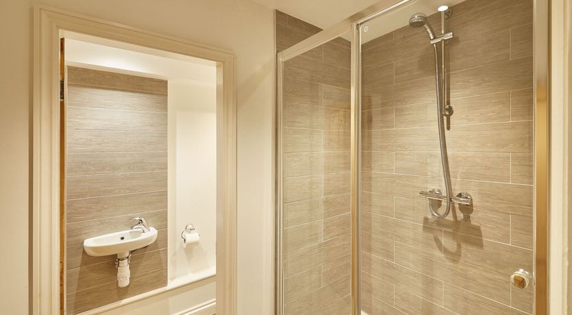 Photo of Teacups & Saucers