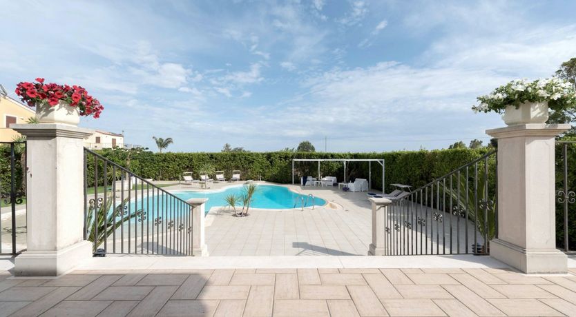 Photo of Tones of Terracotta