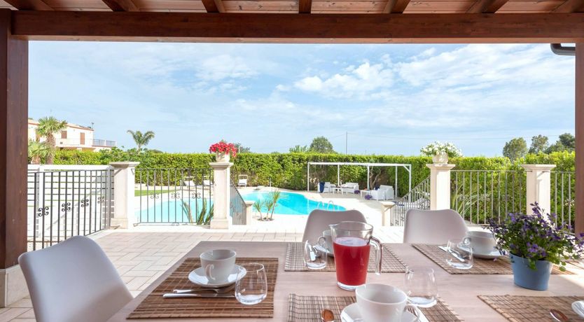 Photo of Tones of Terracotta