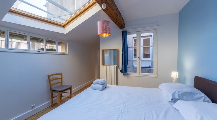 Photo of Marble & Mimosa