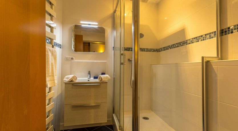 Photo of Marble & Mimosa