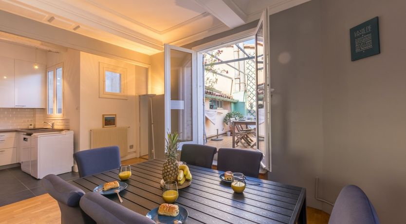 Photo of Marble & Mimosa