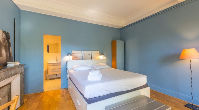 Photo of Marble & Mimosa