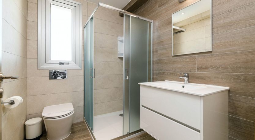 Photo of Crystal & Conch