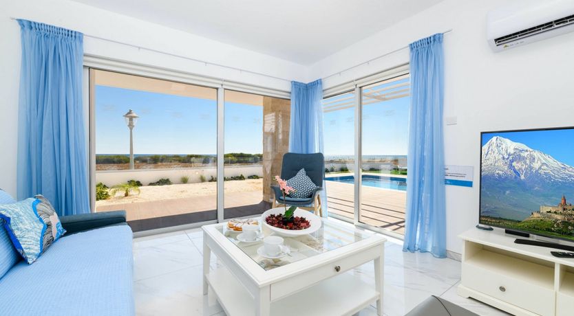 Photo of Crystal & Conch