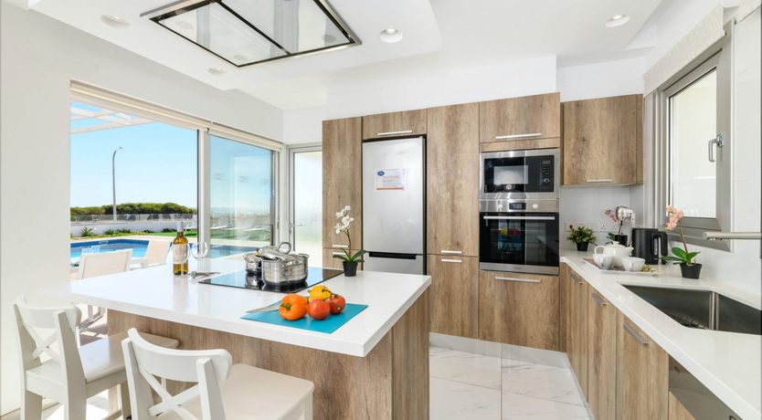 Photo of Crystal & Conch