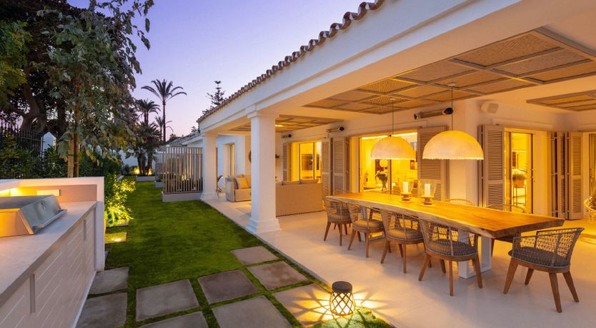 Photo of Glitz by the Sea