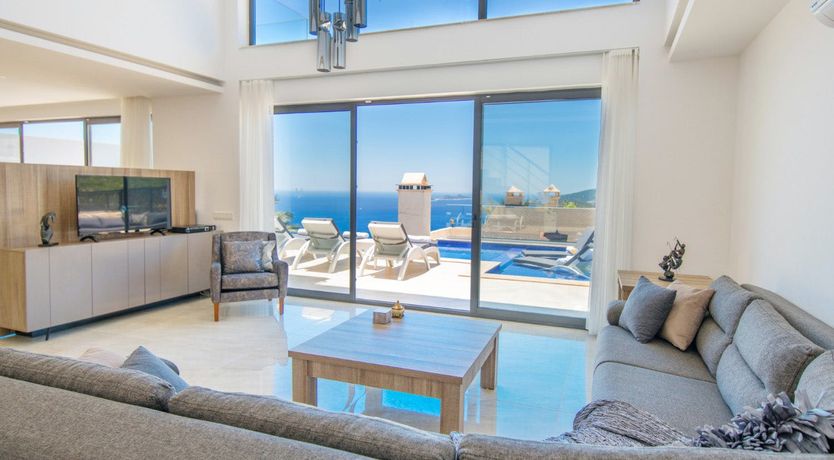 Photo of May I Have Your Attention?