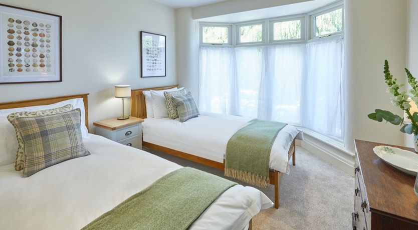 Photo of Always Sunny in Saltburn