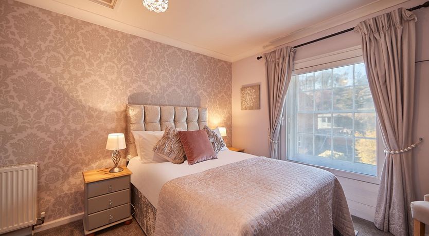 Photo of Georgian Grandeur