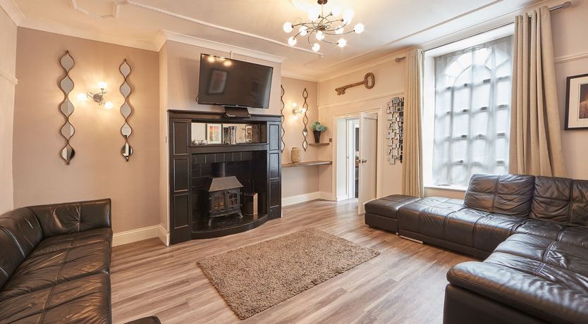 Photo of Georgian Grandeur