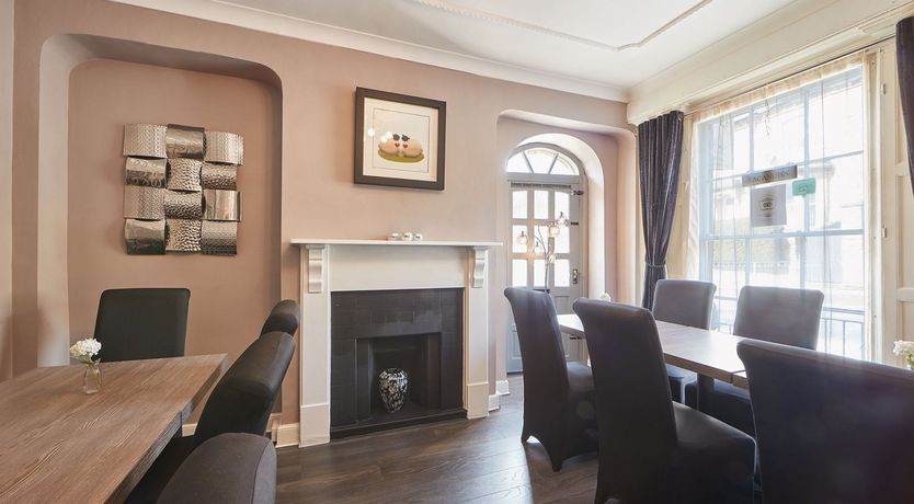 Photo of Georgian Grandeur