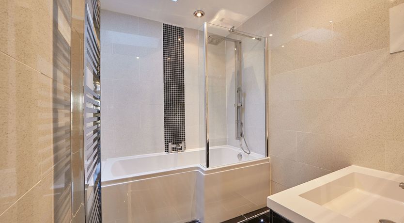 Photo of Georgian Grandeur