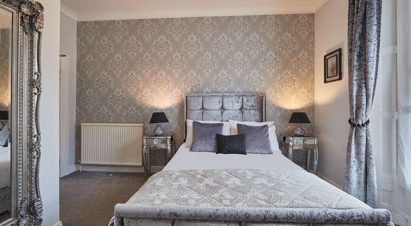 Photo of Georgian Grandeur