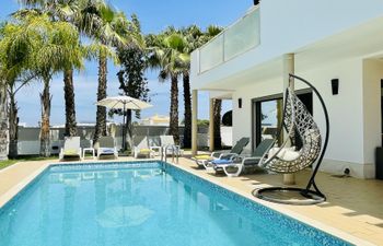 Palmeira Breeze Holiday Home