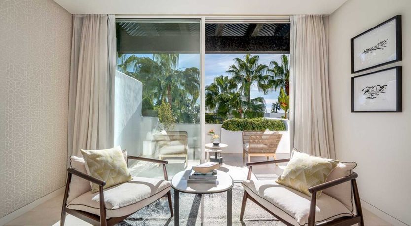 Photo of Palms & Deuces