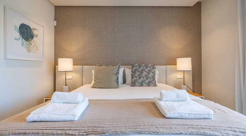 Photo of Palms & Deuces