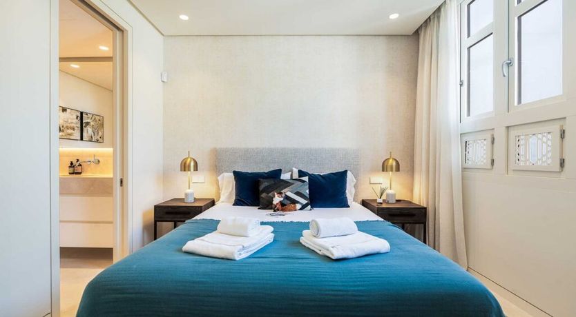 Photo of Palms & Deuces