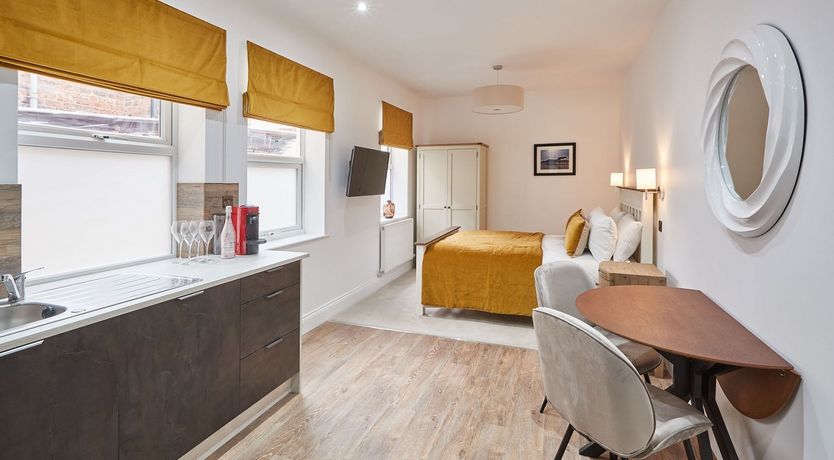 Photo of Light Mustard