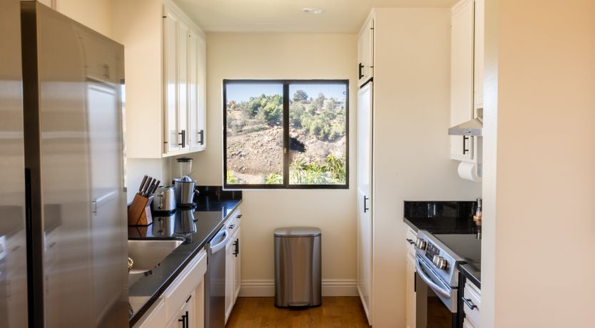 Photo of Avocado Groves