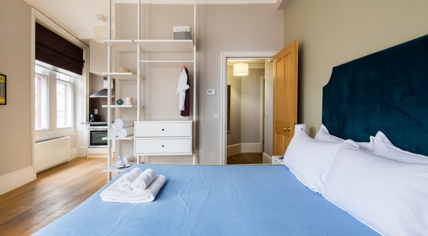 Photo of Electro Light