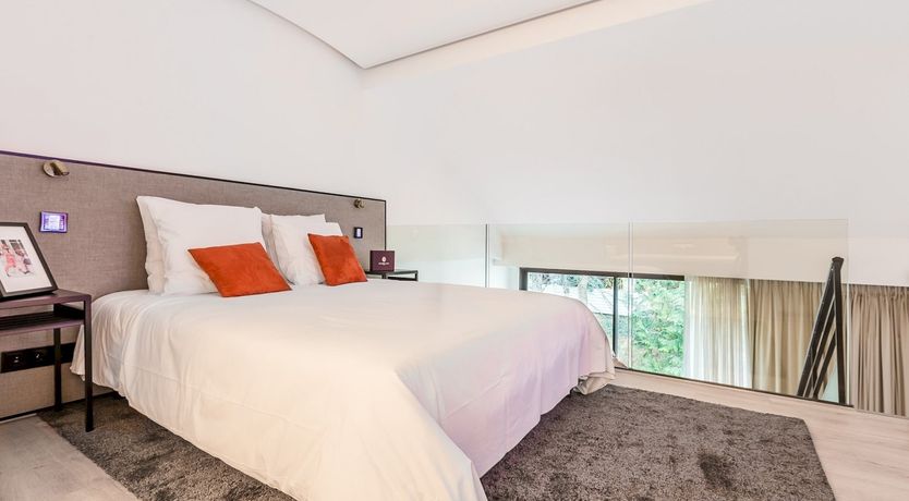 Photo of Tangerine Pink