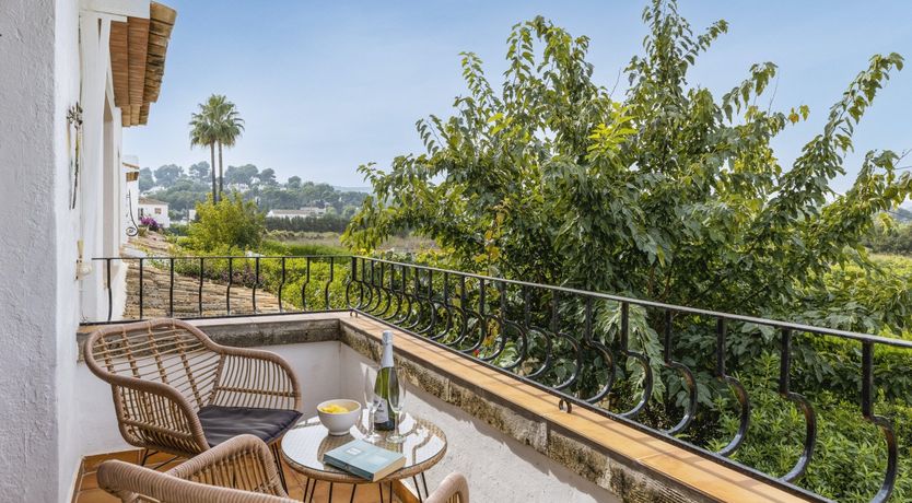 Photo of Arches & Awnings