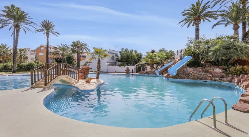 Photo of Arches & Awnings