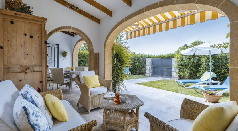 Photo of Arches & Awnings