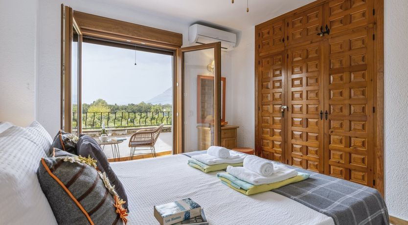 Photo of Arches & Awnings