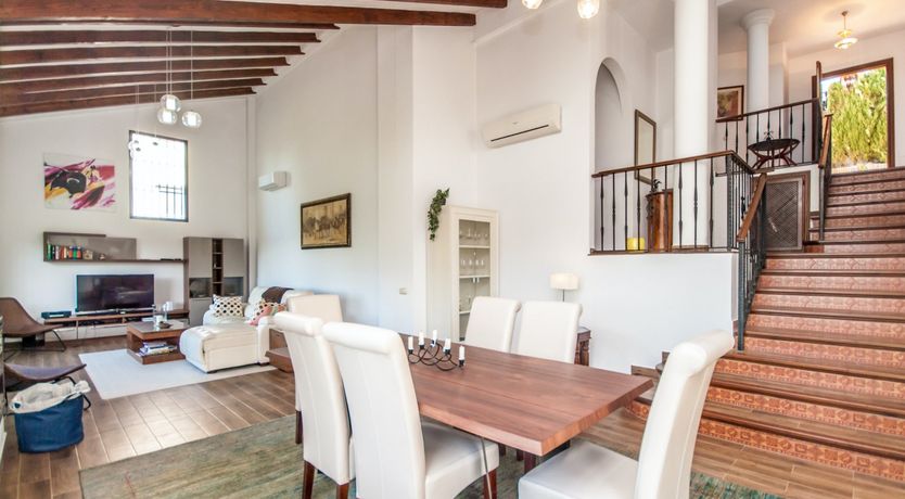 Photo of Orange Peel & Forest Green