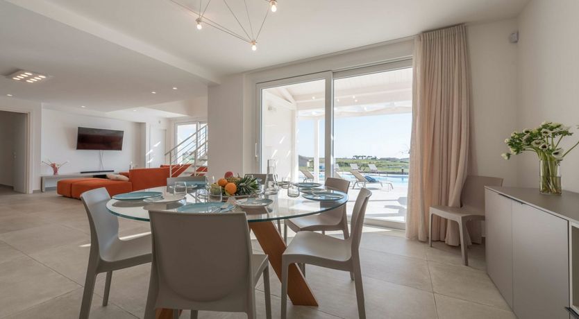 Photo of Baroque's Neighbour