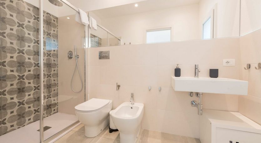 Photo of Baroque's Neighbour