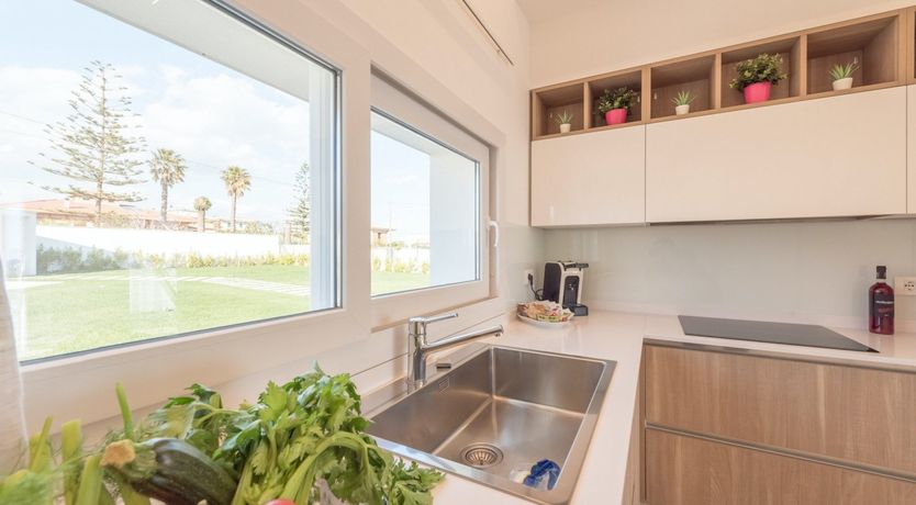 Photo of Baroque's Neighbour